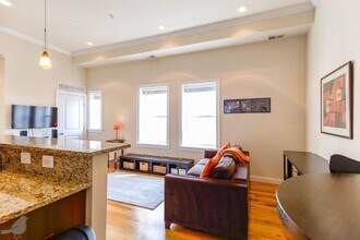 739 Newton Pl NW in Washington, DC - Building Photo - Building Photo