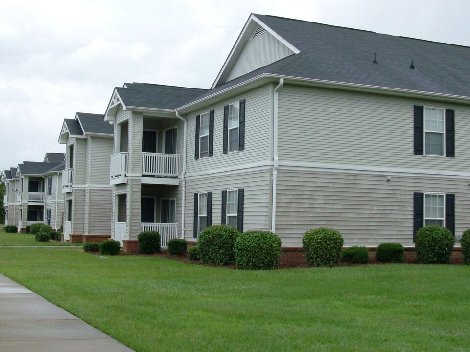 Cedar Creek Apartments in Marion, SC - Foto de edificio