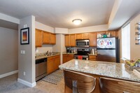 104 Grandview Ct, Unit 104 photo'