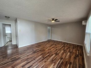 2305 Emily St in Fayetteville, NC - Building Photo - Building Photo