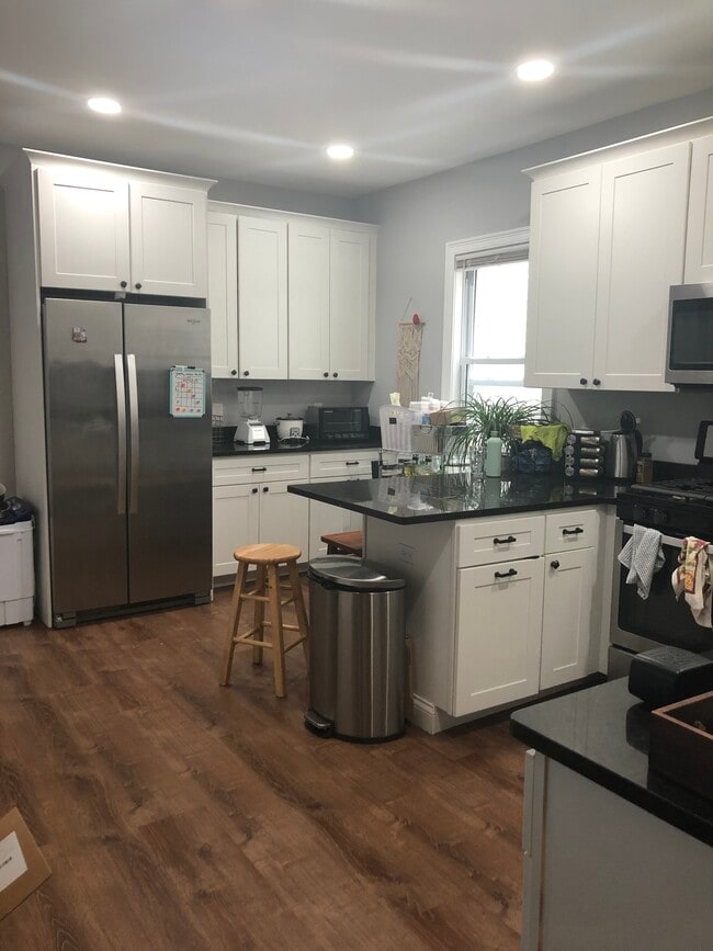 38 Crescent Ave, Unit #1,