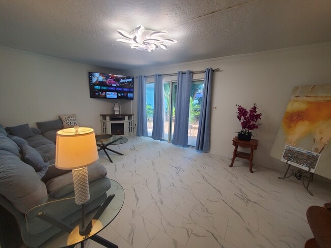 279 S Brevard Ave in Cocoa Beach, FL - Building Photo - Building Photo