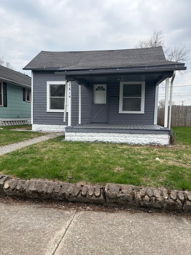 property at 1615 N Courtland Ave