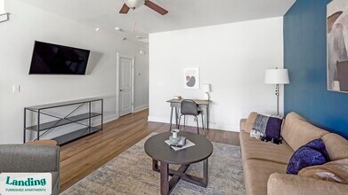 1060 Orangeburg Rd in Summerville, SC - Building Photo - Building Photo