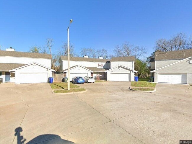 1718 Jennifer Cir in Norman, OK - Building Photo - Building Photo