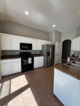 2241 Brandy Dr in Weatherford, TX - Building Photo - Building Photo