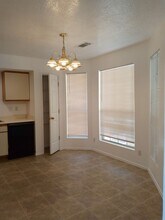 2401 High Desert Cir NE in Rio Rancho, NM - Building Photo - Building Photo