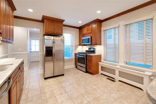 147 Beekman Ave in Sleepy Hollow, NY - Building Photo