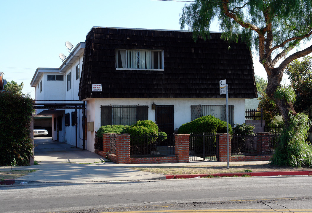 603 Hyde Park Pl in Inglewood, CA - Foto de edificio