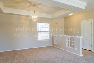 3305 Hollycrest Dr in Colorado Springs, CO - Building Photo - Building Photo