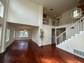 2426 Carpinteria Dr in Antioch, CA - Building Photo - Building Photo