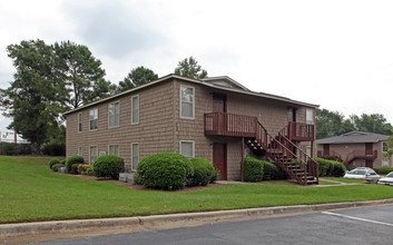 Woodwinds Apartments in Augusta, GA - Foto de edificio - Building Photo