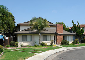 17052 Grove Cir Apartments