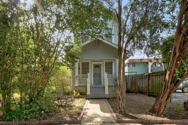 4311 Avenue A in Austin, TX - Foto de edificio - Building Photo