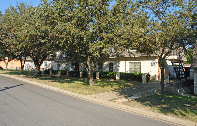 Palo Royale in Fort Worth, TX - Foto de edificio - Building Photo