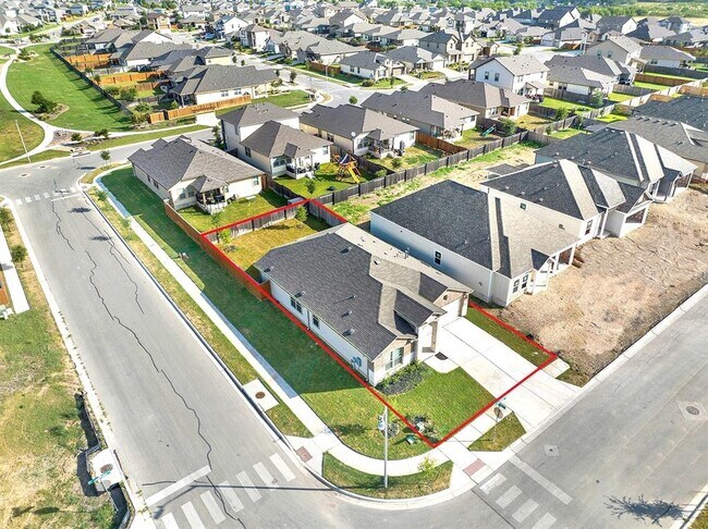 224 Lt. John Decker Dr in San Marcos, TX - Building Photo - Building Photo