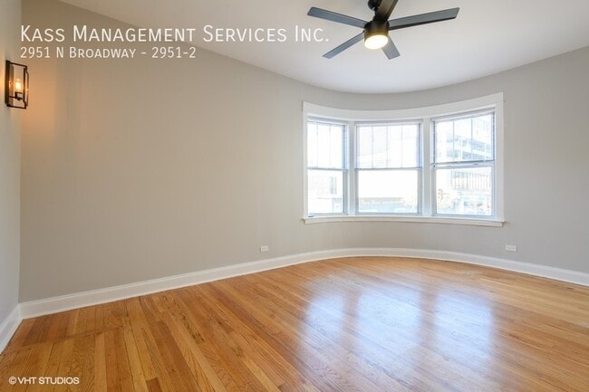 2951 N Broadway in Chicago, IL - Building Photo - Building Photo