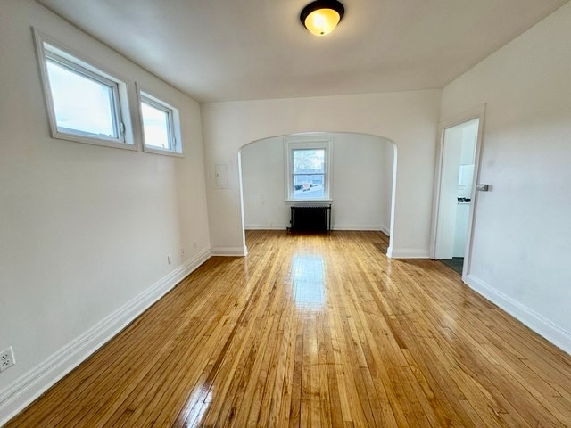 366 4th Ave