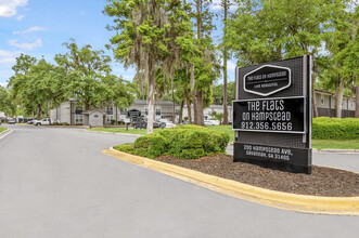 The Flats On Hampstead in Savannah, GA - Foto de edificio - Building Photo