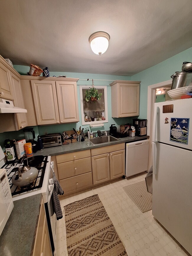 246 S Exeter St, Unit 1