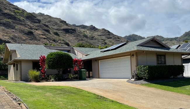 property at 7476 Makaa St