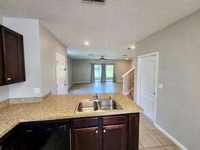 335 Arbor Lakes Dr in Davenport, FL - Building Photo - Building Photo