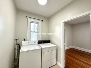 30 Roseclair St, Unit 3 in Boston, MA - Building Photo - Building Photo