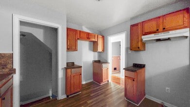 5075 Eastlawn St in Detroit, MI - Foto de edificio - Building Photo
