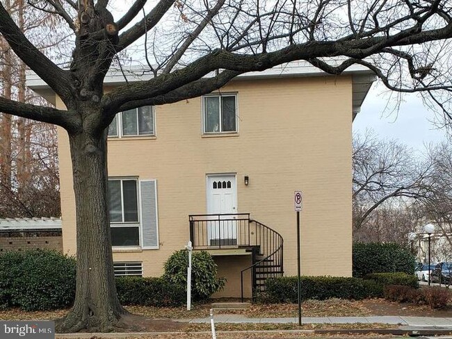 property at 301 I St SW