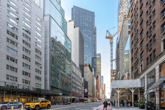 Metropolitan Tower in New York, NY - Building Photo - Building Photo