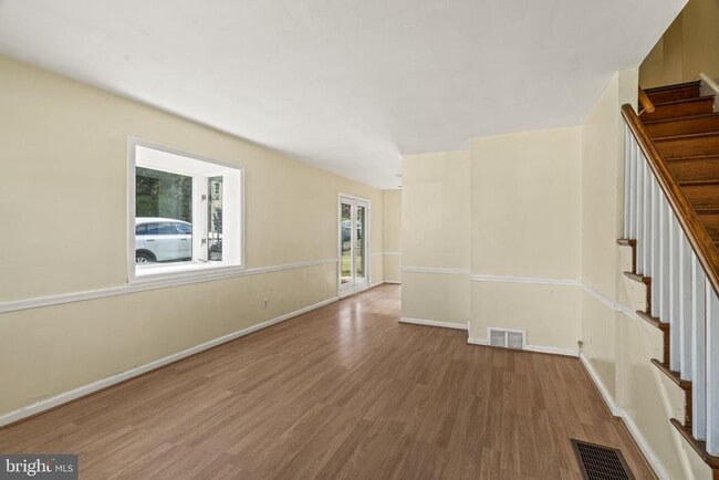 property at 326 E Rambo St