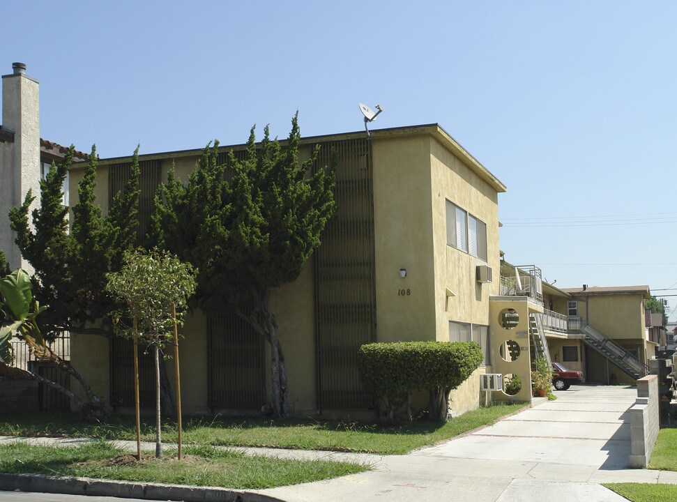 108 N 3rd St in Alhambra, CA - Building Photo