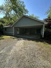 2409 Thornhill Rd in Tifton, GA - Building Photo - Building Photo