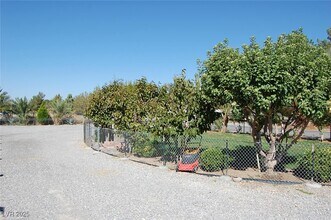 3641 W Windsong Ln in Pahrump, NV - Building Photo - Building Photo