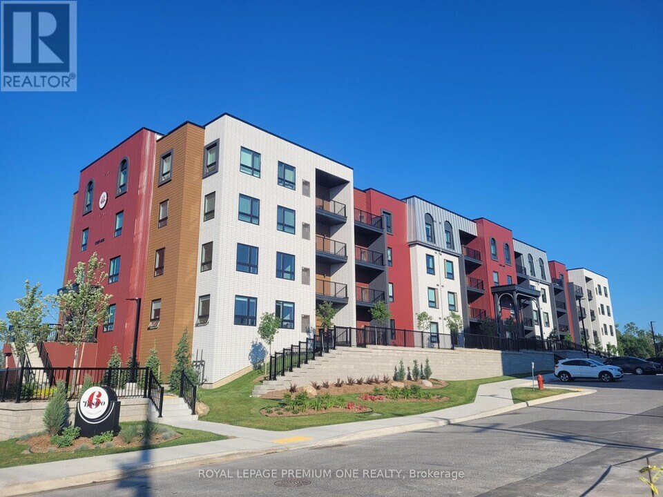 1-401 Chef Ln in Barrie, ON - Building Photo