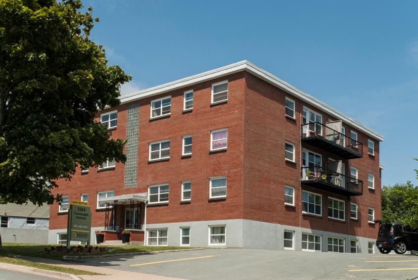 3565 Connaught Avenue in Halifax, NS - Building Photo