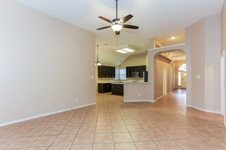 1510 Lost Creek Dr in Desoto, TX - Foto de edificio - Building Photo