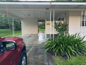 516 B Track Run in Ocala, FL - Building Photo - Building Photo