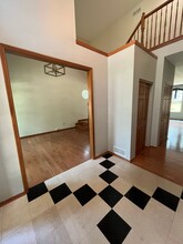 7960 Compton Ct in Westerville, OH - Building Photo - Building Photo