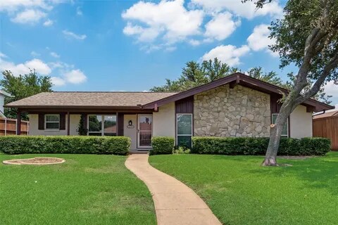 property at 1215 Annapolis Dr