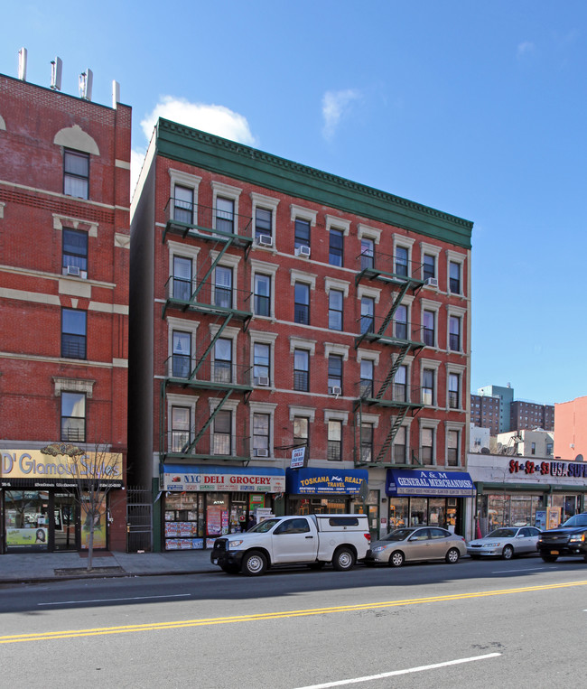 70-74 E 116th St in New York, NY - Building Photo - Building Photo