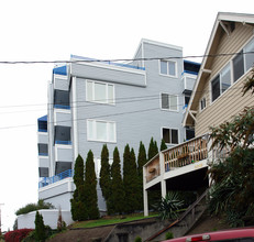 Queen Anne Ocean View Condos in Seattle, WA - Building Photo - Building Photo