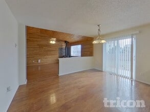 5504 Vermillion Bluffs Dr, Unit 207 in Colorado Springs, CO - Building Photo - Building Photo