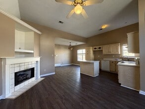 6675 Whitten Pine Dr in Memphis, TN - Building Photo - Building Photo