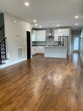 2116 Courtney Ave in Nashville, TN - Building Photo - Building Photo