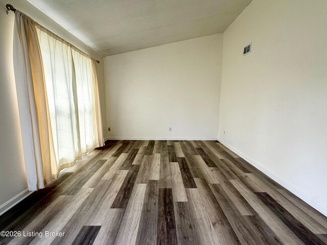 11615 Eastport Dr in Louisville, KY - Building Photo - Building Photo