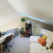 230 S Cedar St, Unit 2 in Charlotte, NC - Foto de edificio - Building Photo