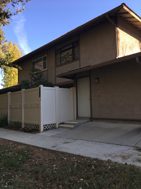 28817 Conejo View Dr, Unit 28817 Conejo in Agoura Hills, CA - Building Photo