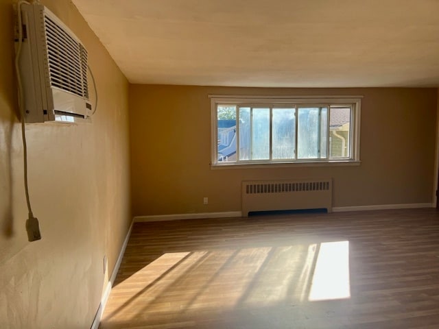 130 Baisley Ave, Unit 2nd Floor in East Rockaway, NY - Building Photo - Building Photo