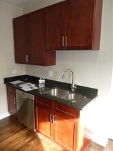 6730 S Merrill Ave in Chicago, IL - Building Photo - Building Photo
